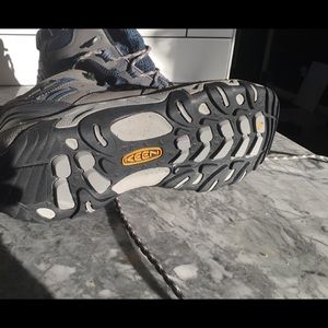 Men’s fall/winter hiking shoes